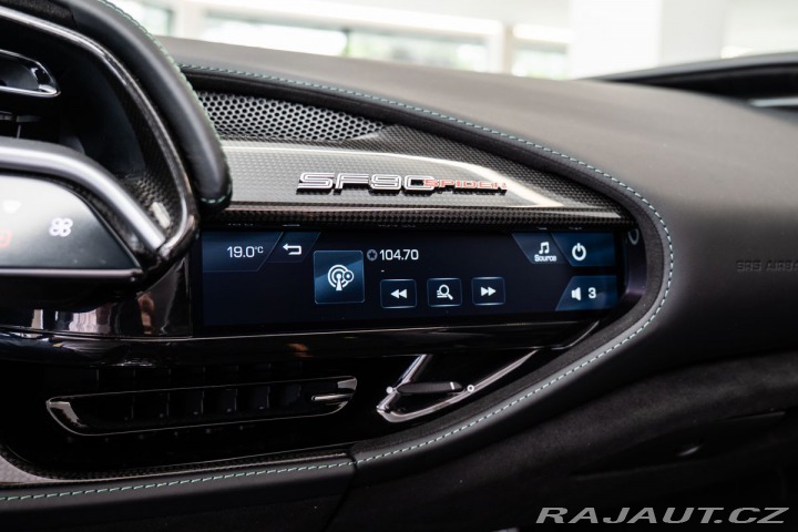 Ferrari SF90 Spider 1800