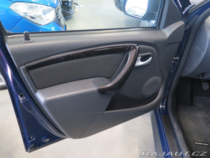 Dacia Duster 1.6 16V,4x4,klima,1.maj,2 2010