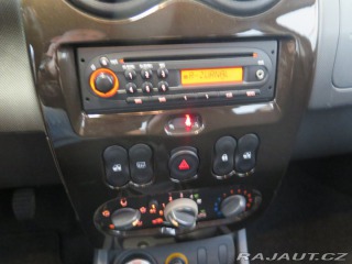 Dacia Duster 1.6 16V,4x4,klima,1.maj,2 2010