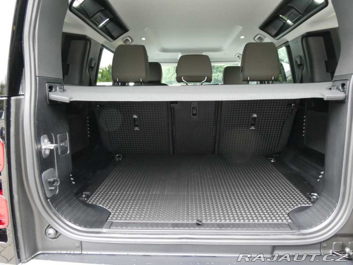 Land Rover Defender 110 3,0 S D200 4x4 automa 2025