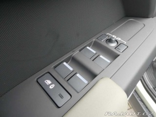 Land Rover Defender 110 3,0 S D200 4x4 automa 2025