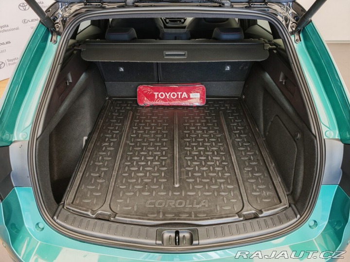 Toyota Corolla 2.0 Hybrid e-CVT GR Sport 2024