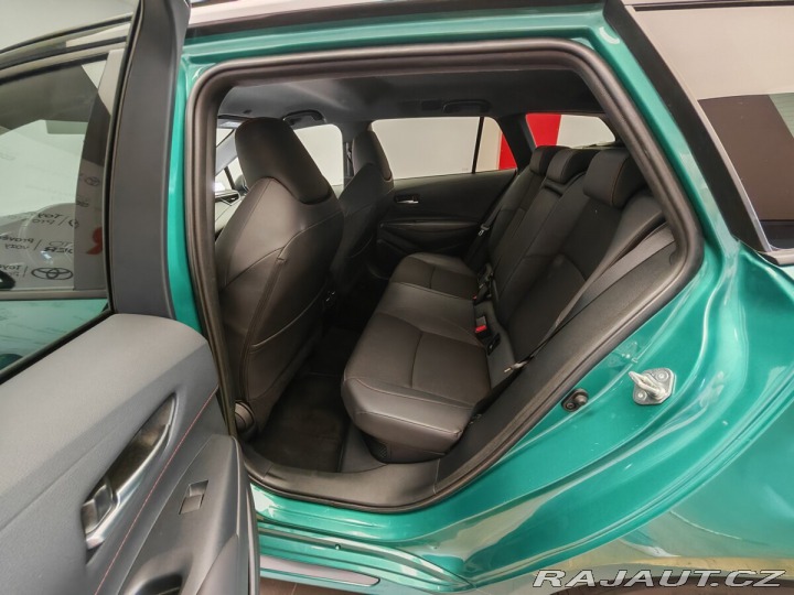 Toyota Corolla 2.0 Hybrid e-CVT GR Sport 2024
