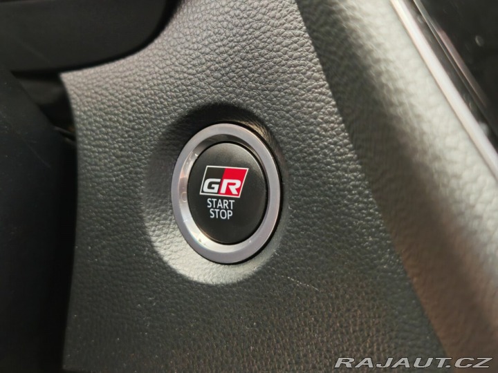 Toyota Corolla 2.0 Hybrid e-CVT GR Sport 2024