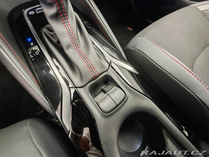 Toyota Corolla 2.0 Hybrid e-CVT GR Sport 2024