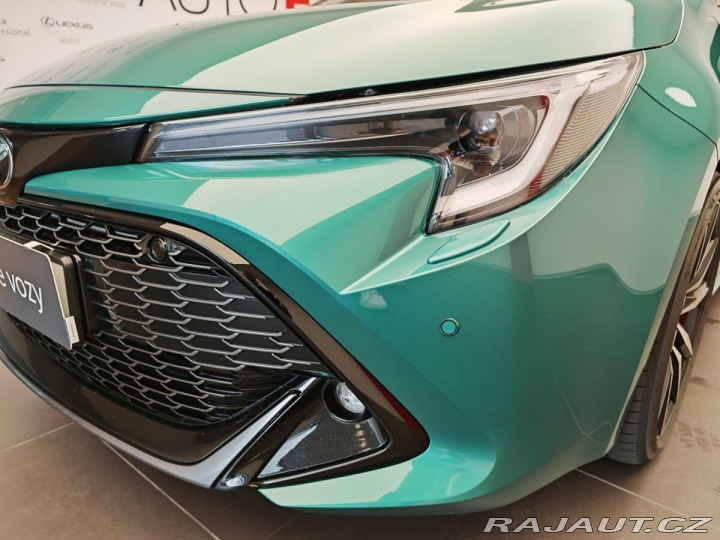 Toyota Corolla 2.0 Hybrid e-CVT GR Sport 2024