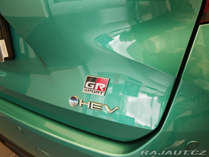 Toyota Corolla 2.0 Hybrid e-CVT GR Sport 2024