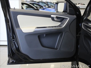 Volvo XC60 2,0 D4 AT Summum 2.maj.ČR 2015