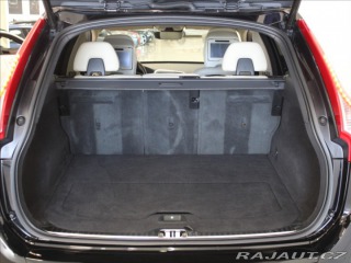 Volvo XC60 2,0 D4 AT Summum 2.maj.ČR 2015