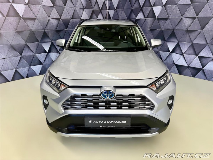 Toyota RAV4 2,5 HYBRID e-CVT AWD COMF 2021