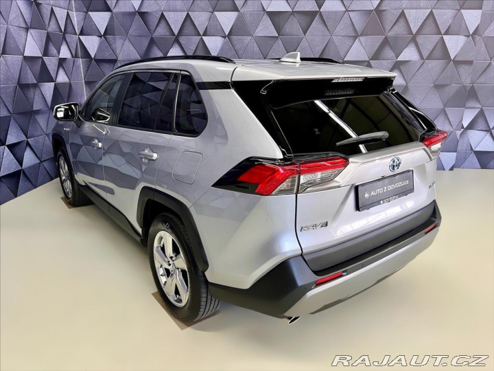Toyota RAV4 2,5 HYBRID e-CVT AWD COMF 2019