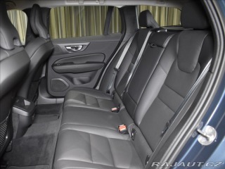 Volvo V60 2,0 B4  Plus Dark 2025