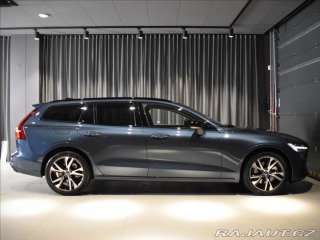 Volvo V60 2,0 B4  Plus Dark 2025