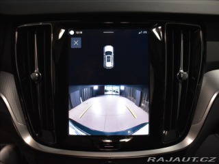 Volvo V60 2,0 B4  Plus Dark 2025