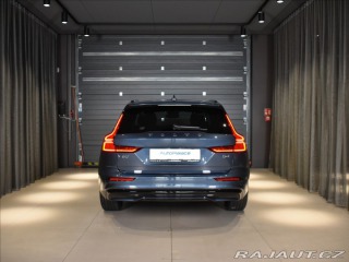 Volvo V60 2,0 B4  Plus Dark 2025
