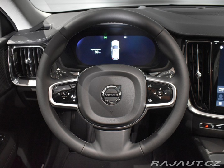 Volvo V60 2,0 B4 Ultra Dark 2025