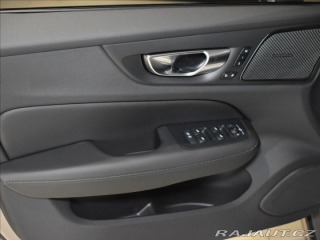 Volvo V60 2,0 B4  Ultra Dark 2025
