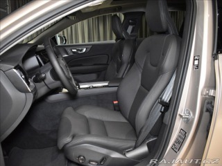 Volvo V60 2,0 B4  Ultra Dark 2025