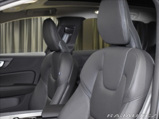 Volvo V60 2,0 B4  Ultra Dark 2025