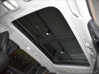 Volvo V60 2,0 B4  Ultra Dark 2025
