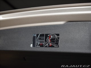Volvo V60 2,0 B4  Ultra Dark 2025