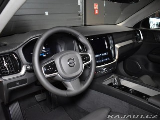 Volvo V60 2,0 B4  Ultra Dark 2025