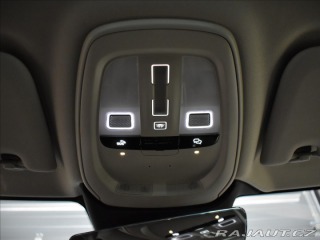 Volvo V60 2,0 B4  Ultra Dark 2025