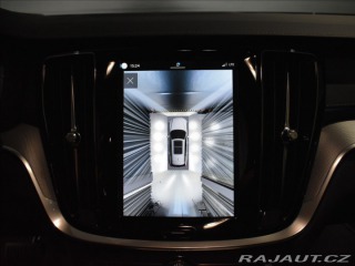 Volvo V60 2,0 B4  Ultra Dark 2025