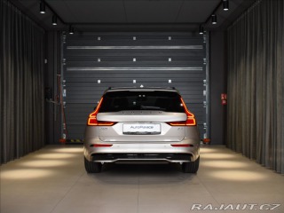 Volvo V60 2,0 B4  Ultra Dark 2025