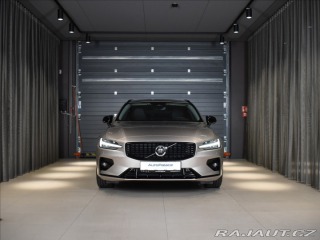 Volvo V60 2,0 B4  Ultra Dark 2025