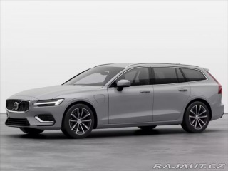 Volvo V60 2,0 T6 Core 2025