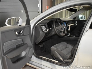 Volvo V60 2,0 T6  Core 2025