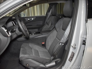 Volvo V60 2,0 T6  Core 2025