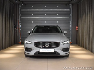 Volvo V60 2,0 T6  Core 2025