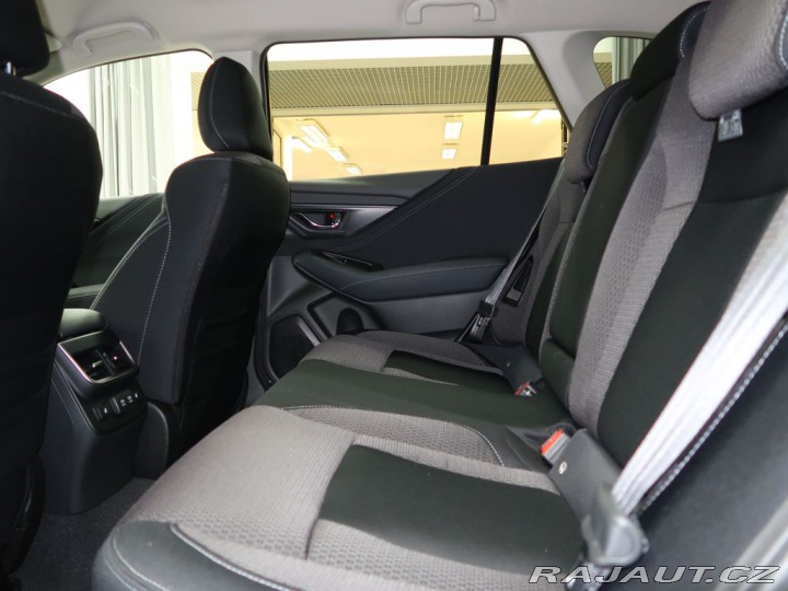 Subaru Outback ACTIVE 2.5i 4X4 AWD. SKLA 2025