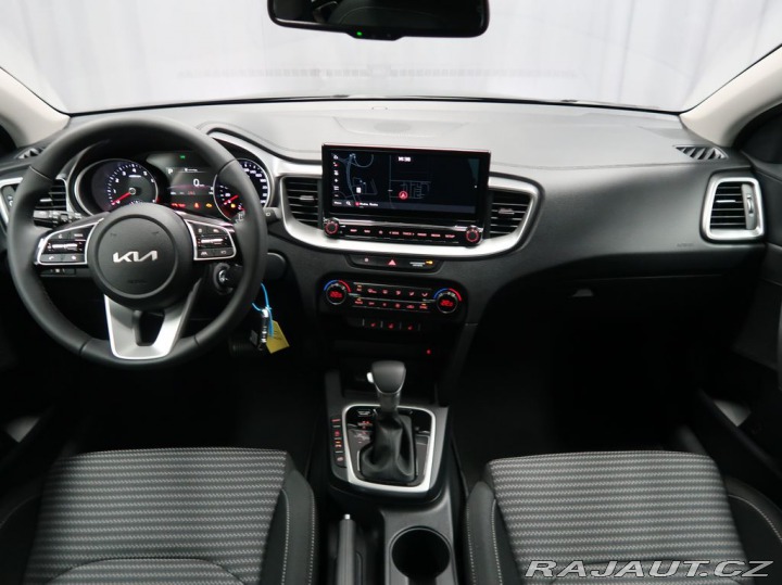 Kia Ceed TOP - K odběru IHNED 2025