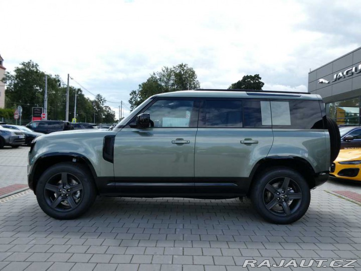 Land Rover Defender 110 3,0 X-Dynamic SE D250 2026