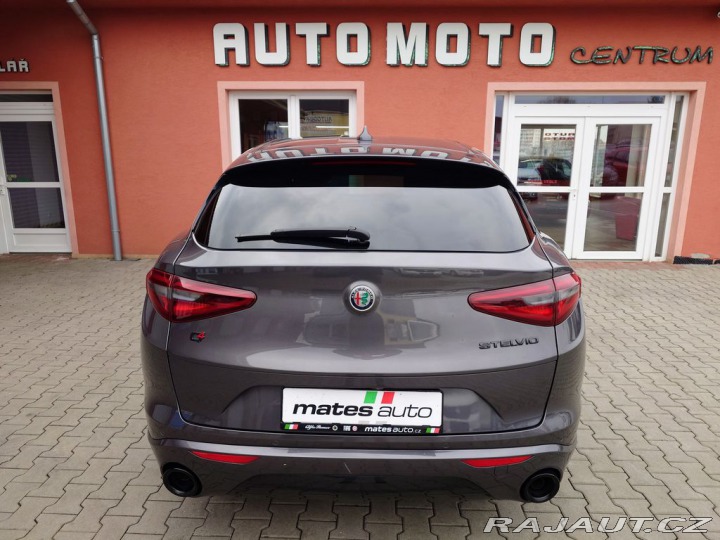 Alfa Romeo Stelvio 2.2 JTDM Veloce Q4 154kW 2021