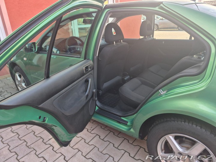 Volkswagen Bora 1.6i 77 kW 2003