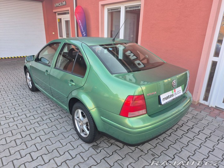 Volkswagen Bora 1.6i 77 kW 2003