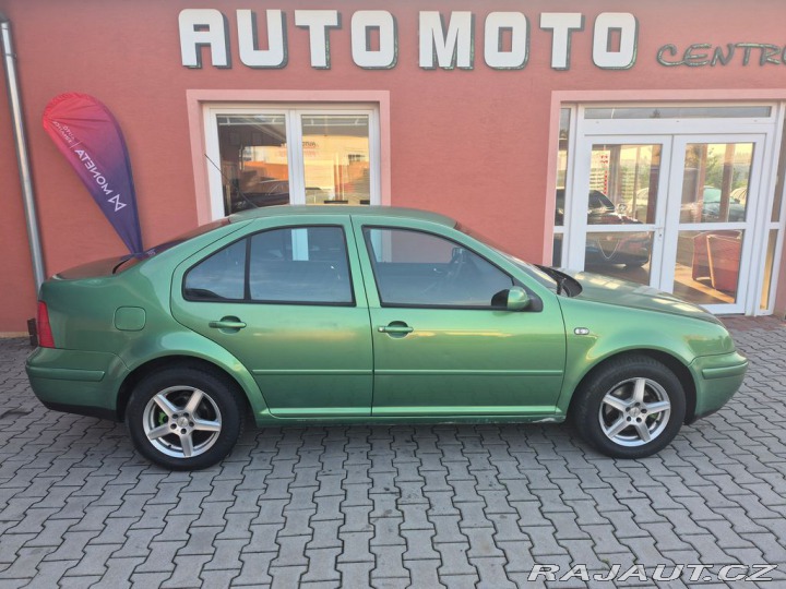 Volkswagen Bora 1.6i 77 kW 2003