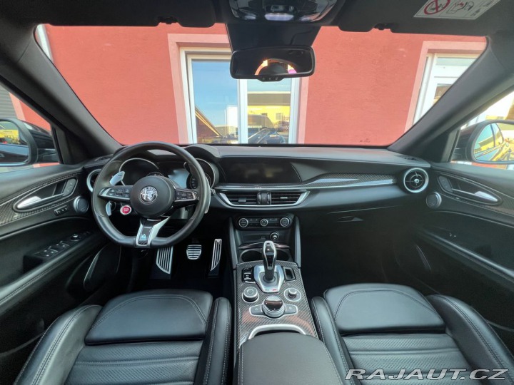 Alfa Romeo Stelvio Stelvio V6 2.9 QV REZERVA 2022