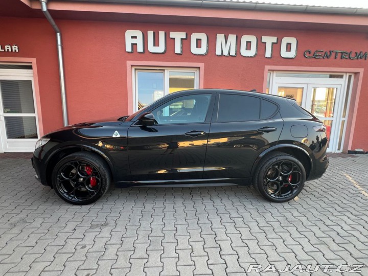 Alfa Romeo Stelvio Stelvio V6 2.9 QV REZERVA 2022
