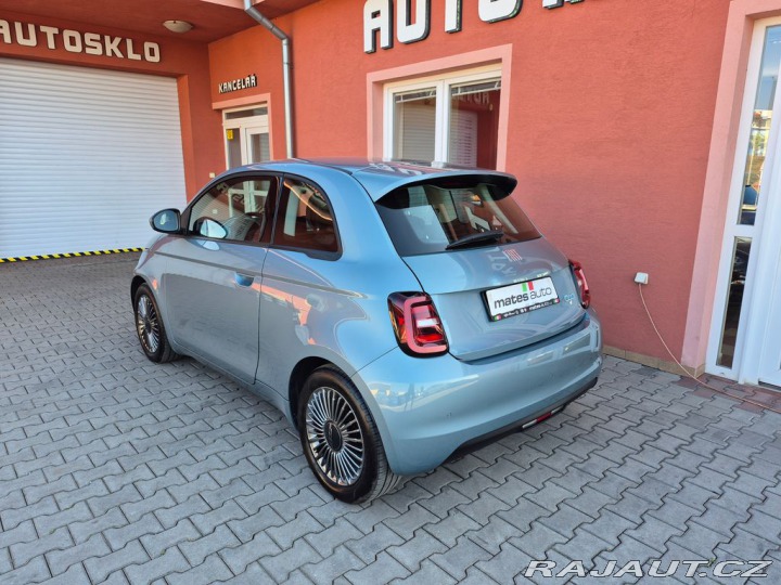 Fiat 500e 87KW (ODPOČET DPH) SOH 95 2022