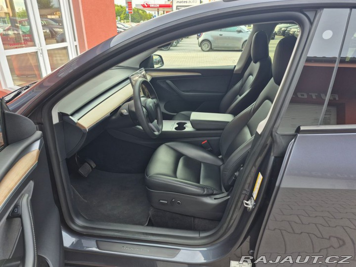 Tesla Model Y Long Range DPH SOH 92,4 2021
