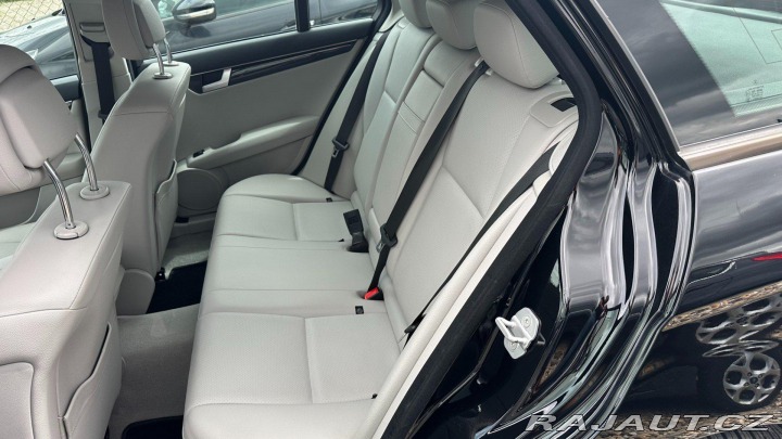 Mercedes-Benz C C220CDi 125kW*ALU*Tažné*N 2011