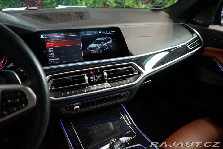 BMW X7 30d*PANO*NEZ.TOP*TAŽ*LASE 2020