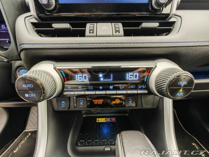 Toyota RAV4 2.5 Hybrid Selection 2022