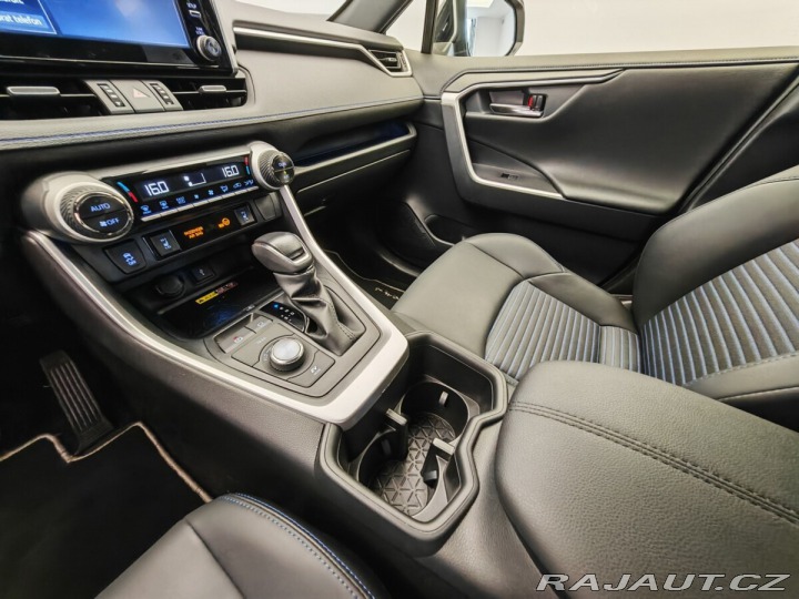 Toyota RAV4 2.5 Hybrid Selection 2022
