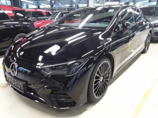 Mercedes-Benz EQE 500 4MATIC AMG PŘIPRAVUJE